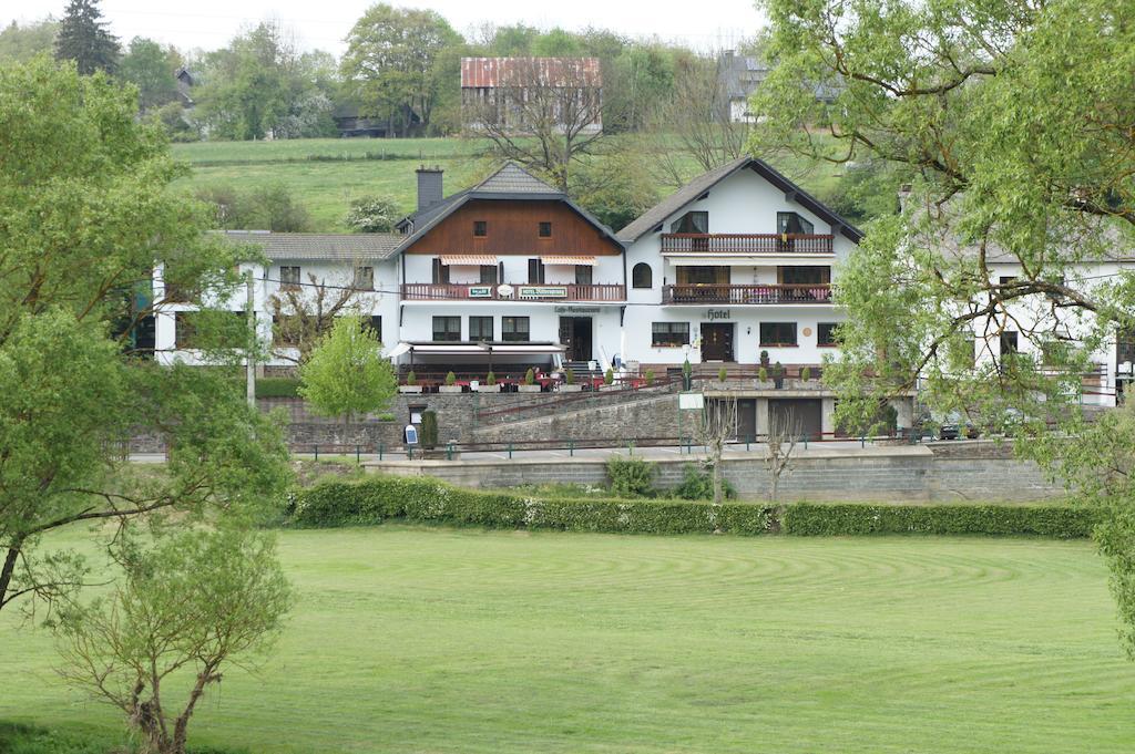 Hotel Rittersprung Ouren Esterno foto